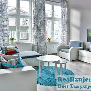 Apartment Long Street