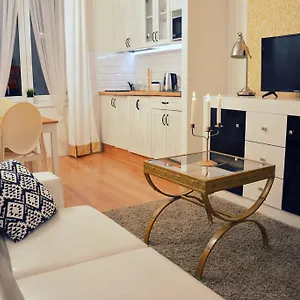 Apartment Gold Box